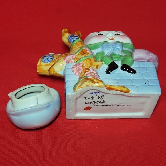 Vintage Feitx Humpty Dumpty Sitting On  Wall Decorative Porcelain Teapot - Picture 9 of 16